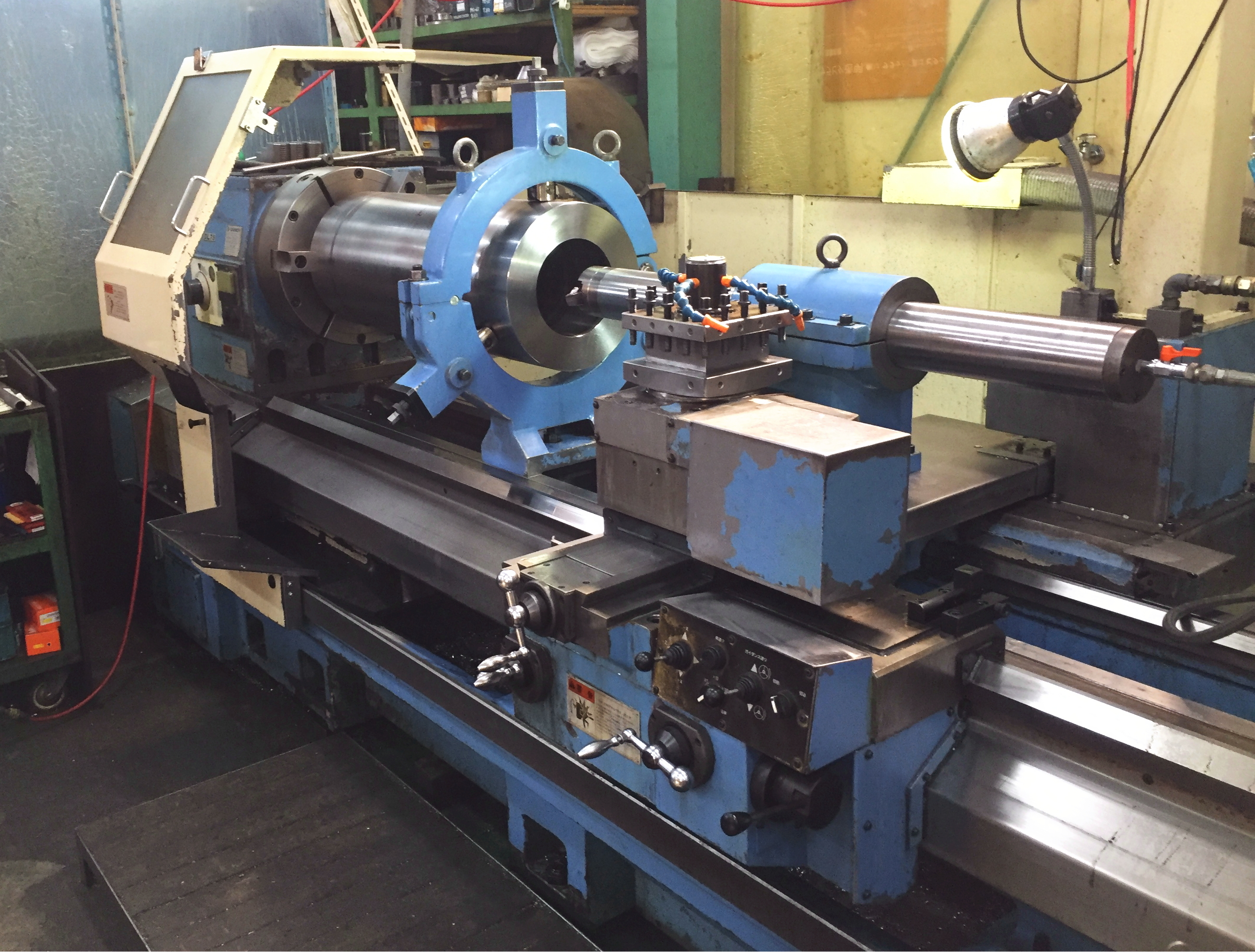 Inner diameter machining of cylinder using anti-vibration bar on CNC lathe06