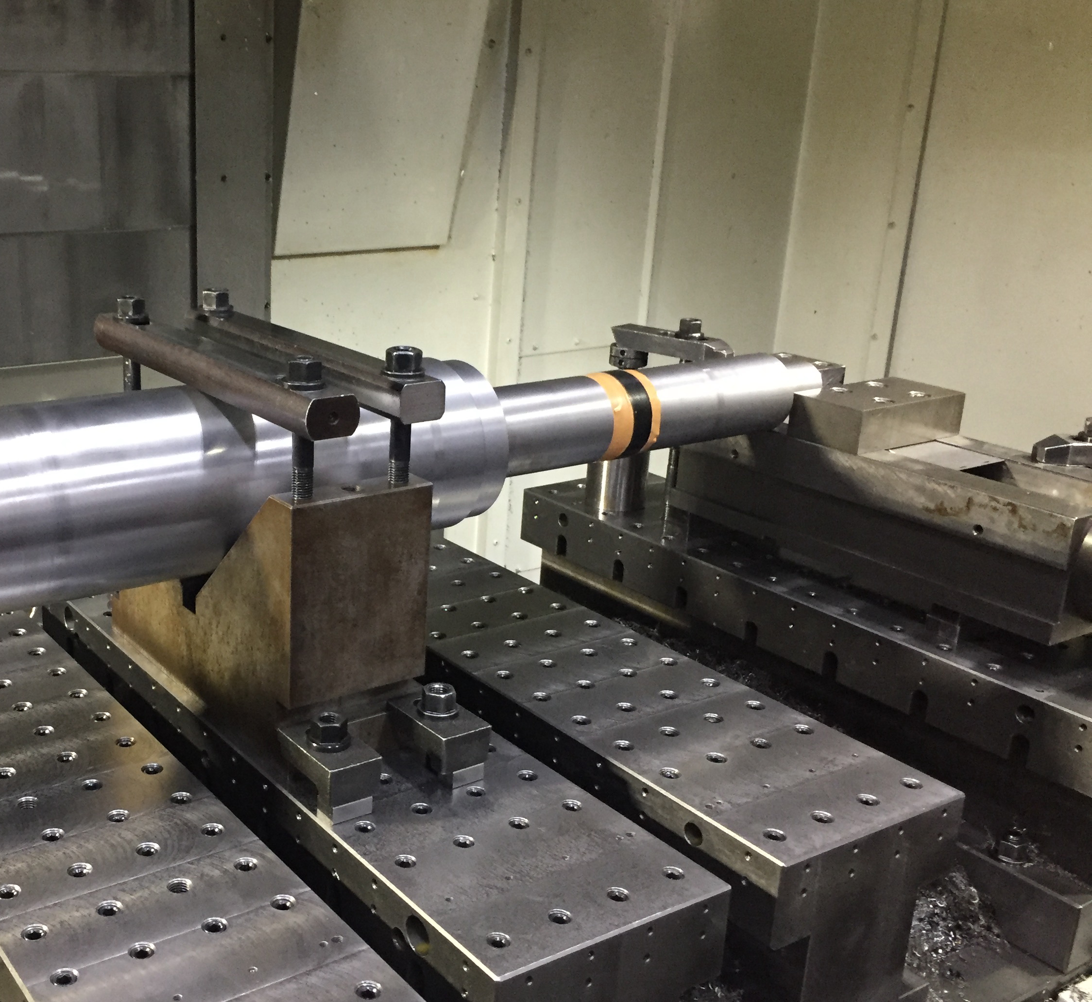 shaft-fixturing-v-block-vertical-machining04
