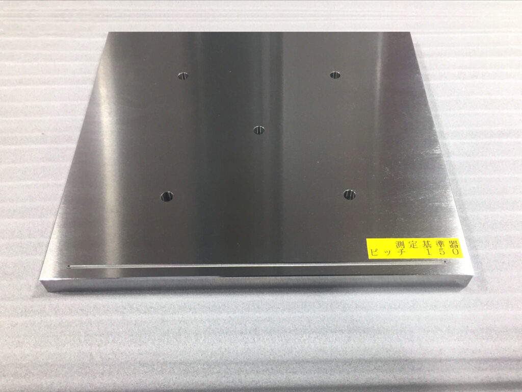 工作機械の校正に使う基準器