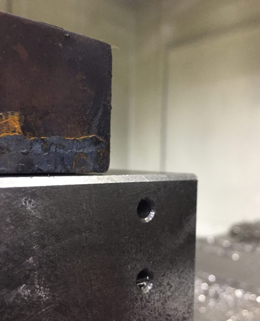 S45Cの黒皮素材の反りの確認