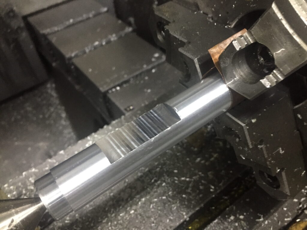 インデックスを使ってアルミのカット面加工04