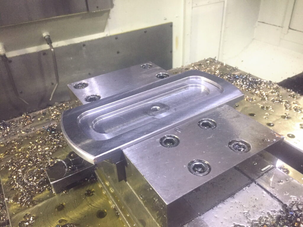 マシニングセンタでポケット加工04