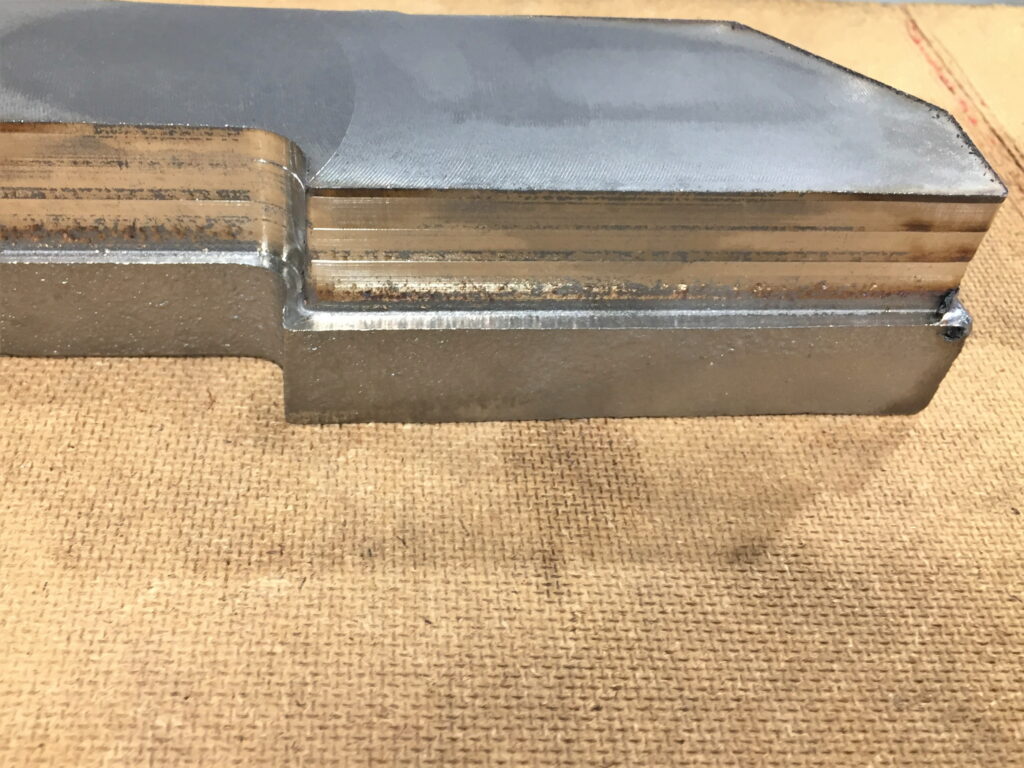 切削工具の破損により焼けてしまった鋳鉄