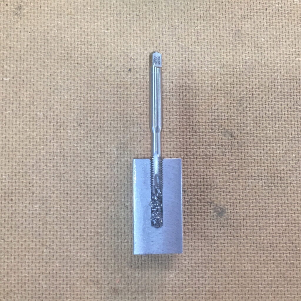 M6のポイントタップの加工断面