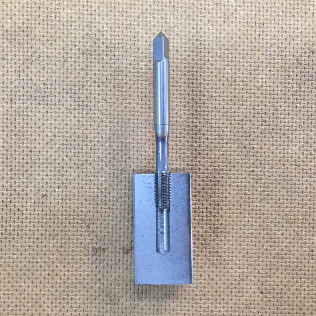 M6のロールタップの加工断面