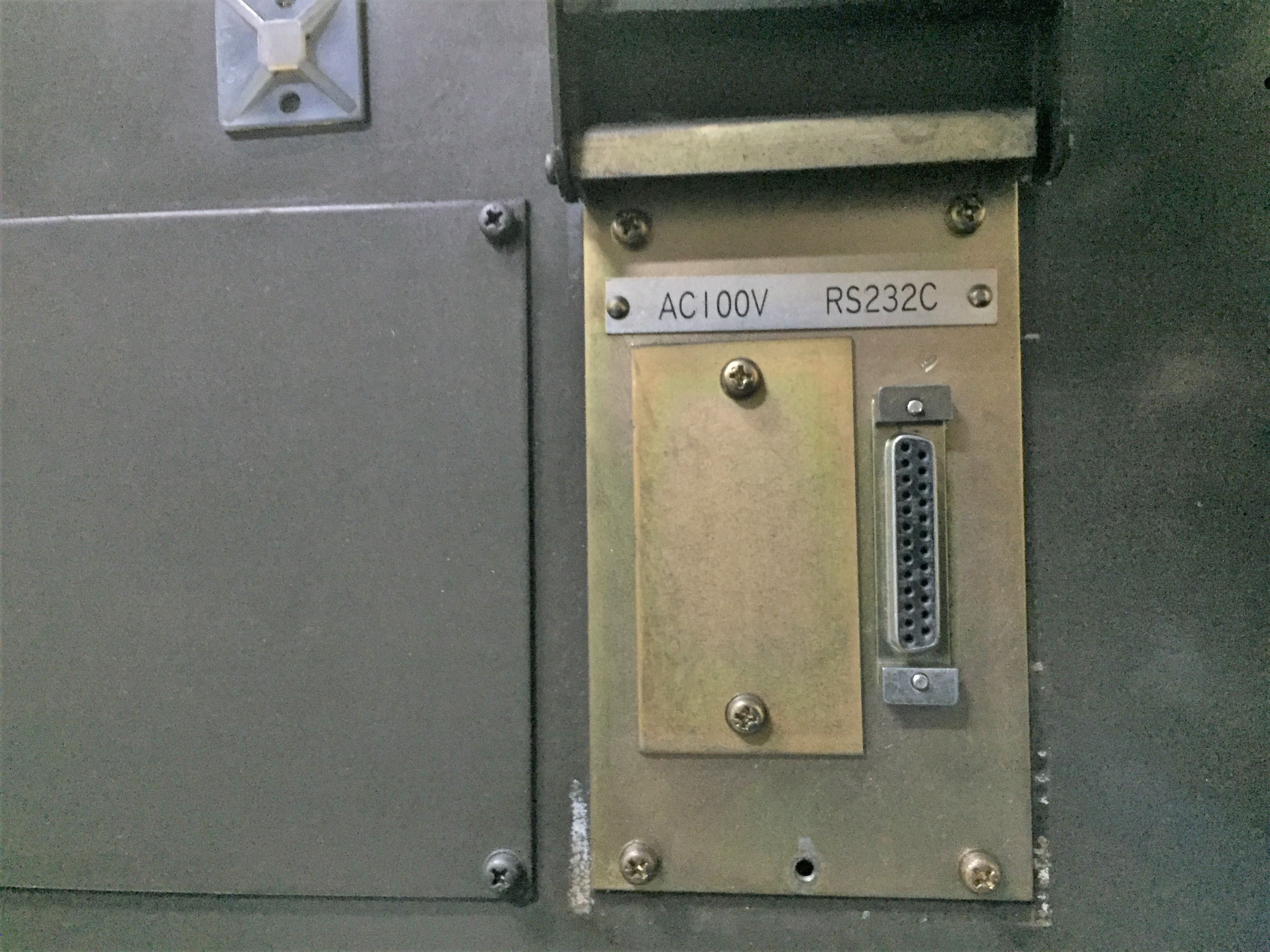 NCプログラムの転送に使うRS232Cポート