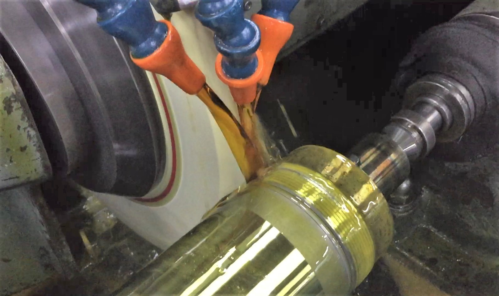 JIS Class 1 Spindle Threading with a Thread Grinder03
