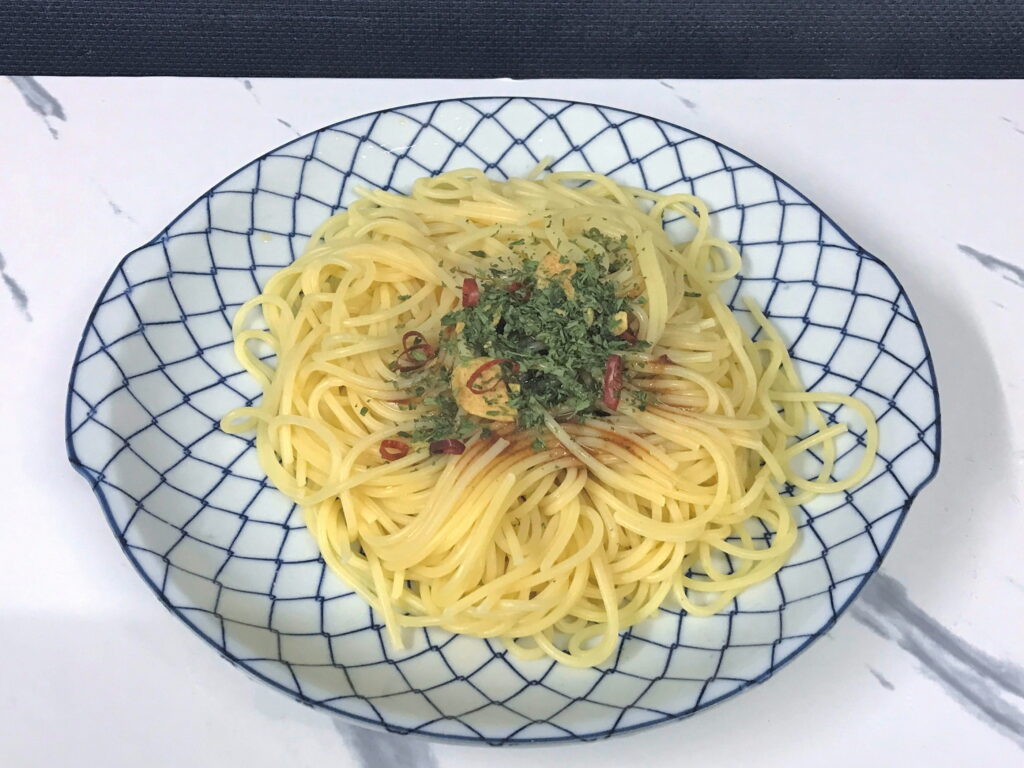 インスタント食品のペペロンチーノスパゲッティ02