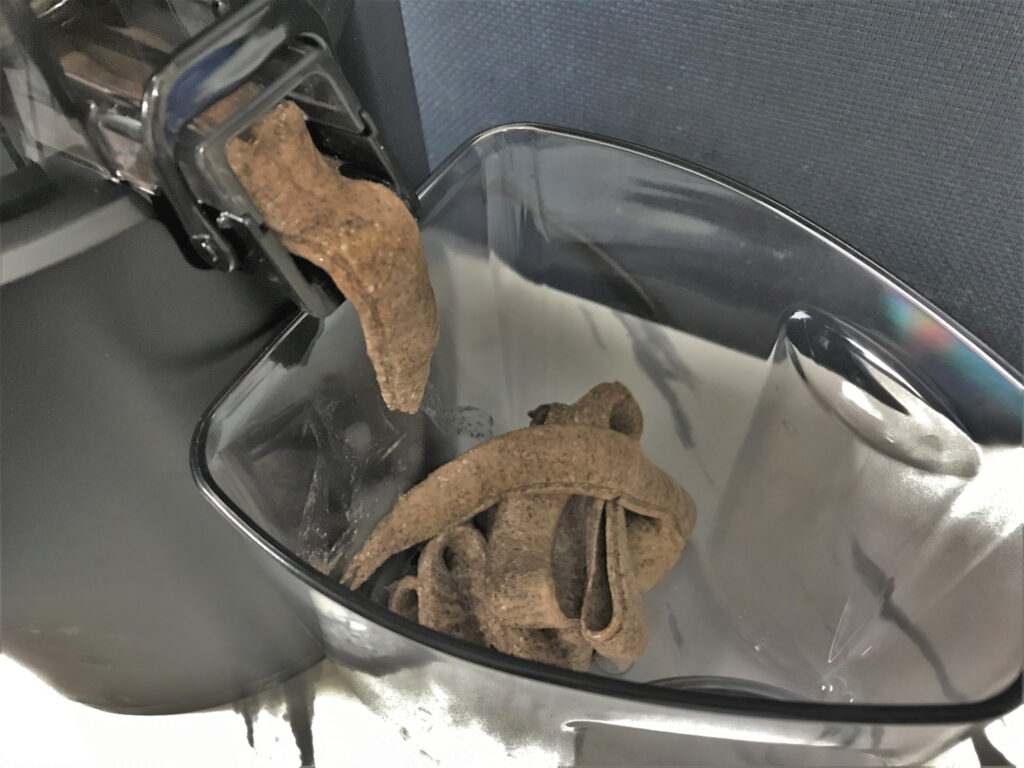 スロージューサーで作った手作りバナナアイス