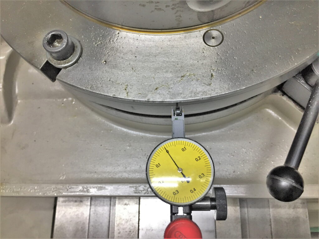 ピックテスタを使ってロータリーテーブルの基準出し02