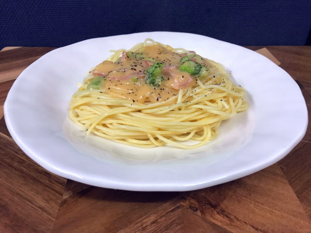 ベーコンとブロッコリーのスパゲッティーカルボナーラ02