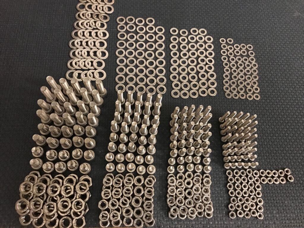 ワッシャー、ネジ、ボルトの検品作業03