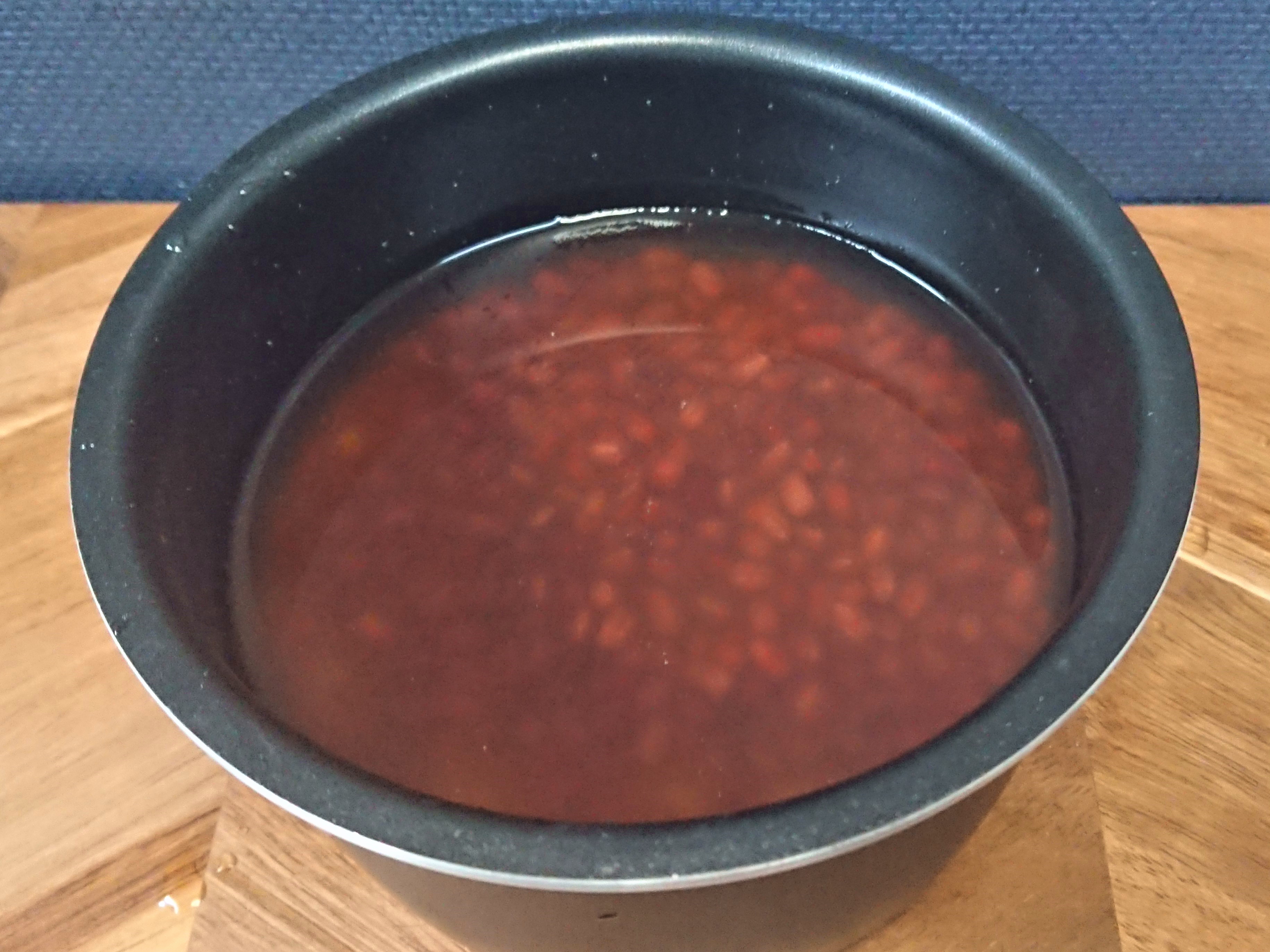 家庭用炊飯器で白米にもち麦を入れて赤飯を炊く04