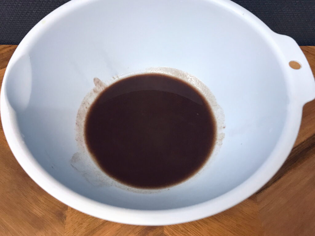 小豆を茹でたときに出た茹で汁