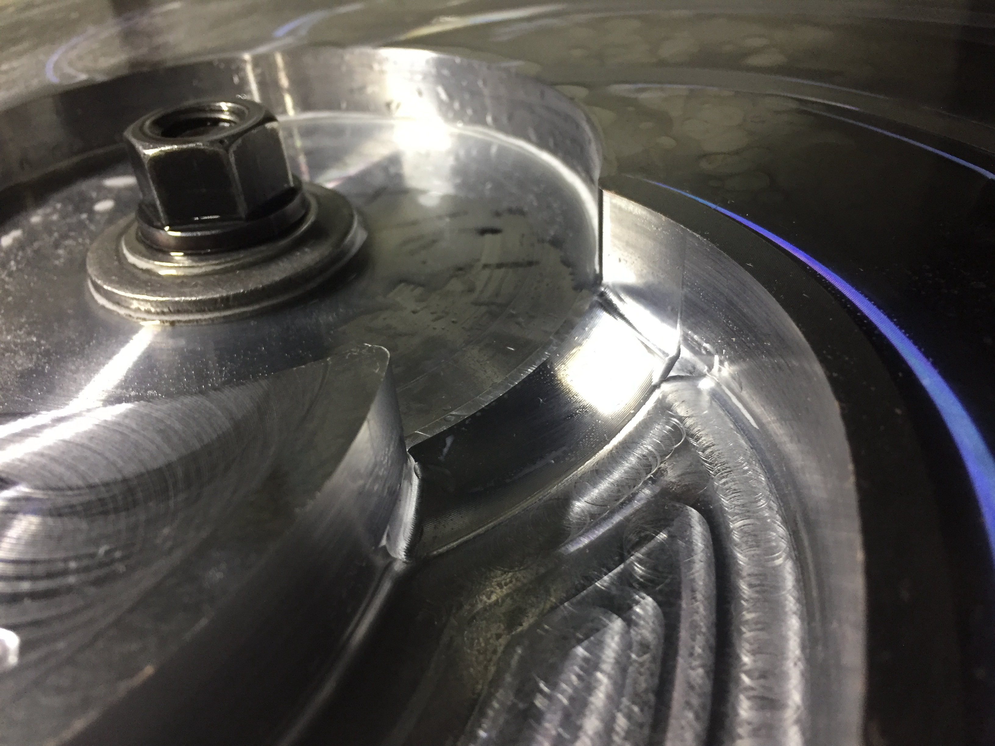 Blade Machining for Screw Pump Using 5-Axis CNC Center02